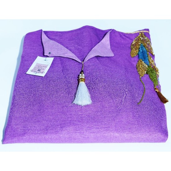 Jebba tunisienne violette en dentelle blanche