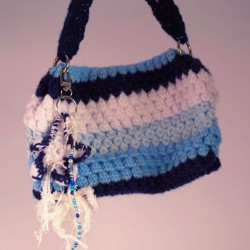 Sac bleu en crochet avec motif étoile de mer