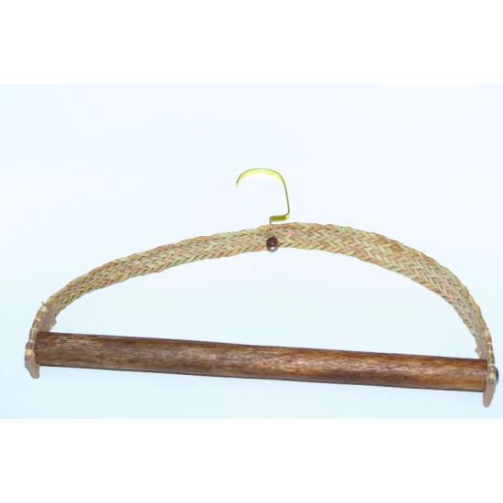 Cintre artisanal en saaf et bois