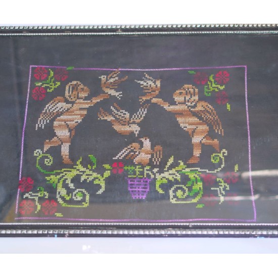 Tableau décoratif broderie dorée sur tissu noir