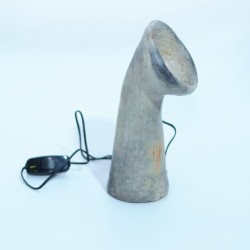 Lampe en poterie artisanale